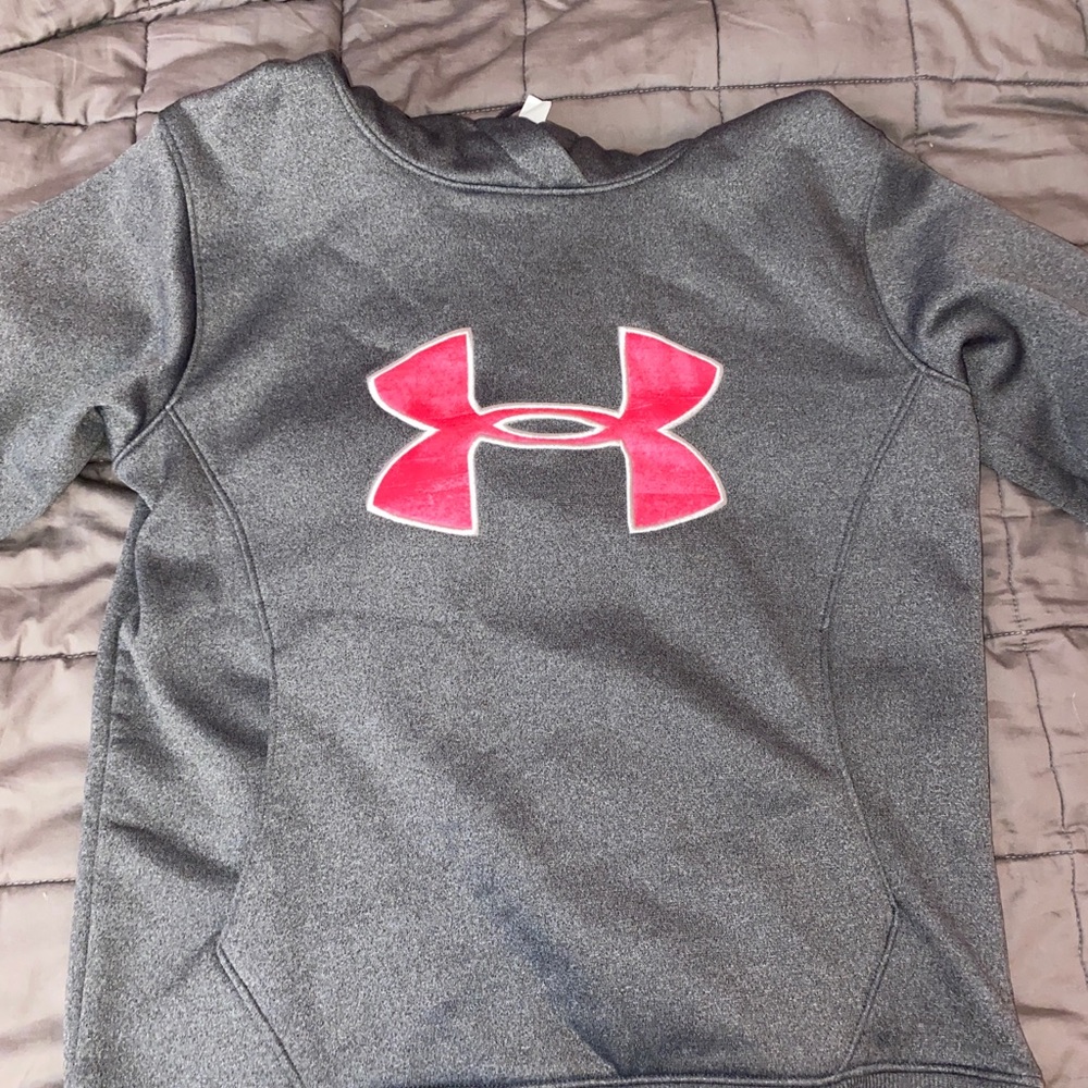 Grey hoodie